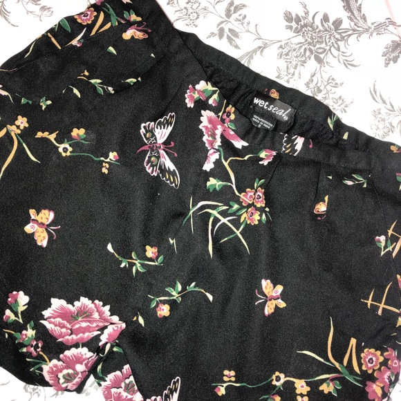 Shorts - Picture 2 of 2